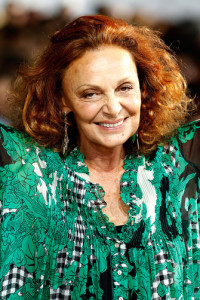 diane_von_furstenberg_lanzara_una_linea_de_calzado_3913_335x